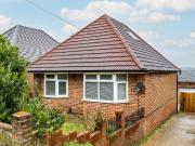 3 bedroom detached house for sale in Westfield Crescent,...