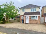 3 bedroom detached house for sale in Whitby Grove,...