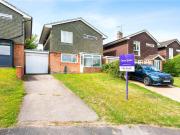 3 bedroom detached house for sale in Winslade Road,...