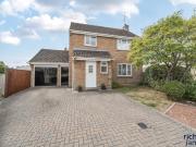 3 bedroom detached house for sale in Woollaton Close,...