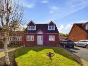 3 Bedroom Detached House For Sale In Worcester,...
