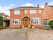 3 Bedroom Detached House For Sale In Wychbold, Droitwich