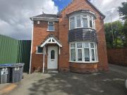 3 bedroom detached house to rent