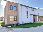 3 bedroom detached house to rent