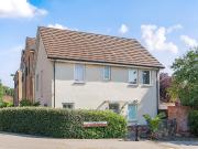3 bedroom detached house to rent