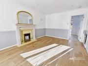 3 bedroom detached house to rent