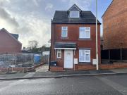 3 bedroom detached house to rent