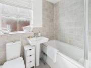3 bedroom detached house to rent