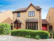 3 bedroom detached house to rent