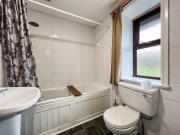 3 bedroom detached house to rent