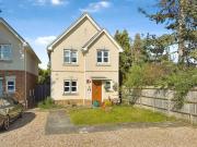 3 bedroom detached house to rent