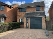 3 bedroom detached house to rent