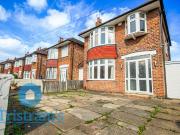 3 Bedroom Detached House to Rent