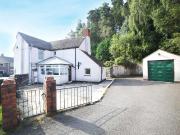 3 bedroom detached house to rent