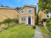 3 bedroom detached house to rent