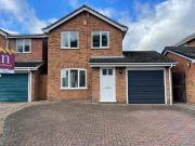 3 bedroom detached house to rent