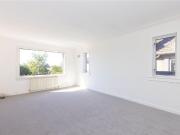 3 bedroom detached house to rent