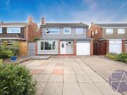 3 bedroom detached house to rent