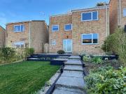 3 bedroom detached house to rent