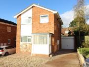 3 bedroom detached house to rent