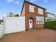 3 bedroom Detached house to rent