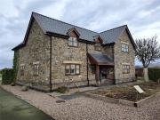 3 bedroom detached house to rent