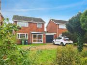 3 bedroom Detached House to rent, Bursledon Road, Hedge...