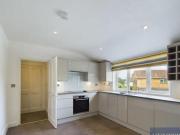 3 Bedroom Duplex For Rent In Cheltenham