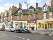 3 bedroom duplex for rent in High Street, Harpenden,...