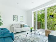 3 Bedroom Duplex For Rent In Hounslow, Middlesex