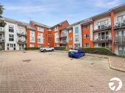 3 bedroom duplex for rent in Kings Walk, Holland Road,...
