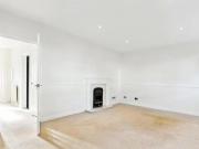3 Bedroom Duplex For Rent In London