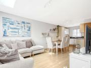 3 Bedroom Duplex For Sale In Brentwood