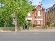 3 bedroom duplex for sale in Popes Grove, Twickenham, TW1