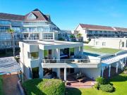 3 Bedroom Duplex in Bloubergstrand