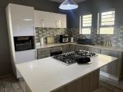 3 Bedroom Duplex in Waterkloof