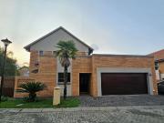 3 Bedroom duplex townhouse freehold to rent in...