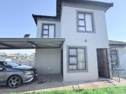 3 Bedroom duplex townhouse sectional to rent in...