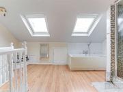 4 Bedroom End Of Terrace House
