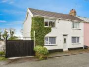 3 Bedroom End Of Terrace House