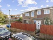 4 Bedroom End Of Terrace House