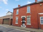 3 Bedroom End Of Terrace House 3 Bedroom End Of Terrace House