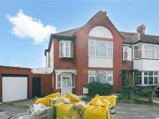 3 Bedroom End Of Terrace House