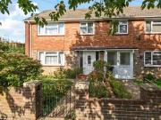 3 Bedroom End Of Terrace House 3 Bedroom End Of Terrace House