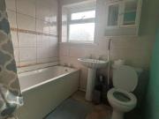 6 Bedroom Detached House