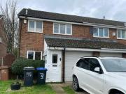 3 Bedroom End Of Terrace House For Rent In Blackthorn,...