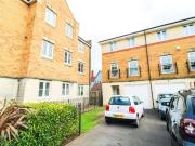 3 bedroom end of terrace house for rent in Bristol South...