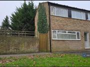 3 bedroom end of terrace house for rent in Buckingham...