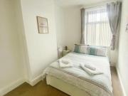 3 Bedroom End Of Terrace House For Rent In Burnley,...