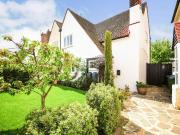 3 bedroom end of terrace house for rent in Congreve...